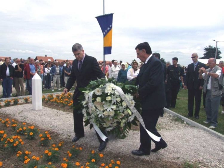 Sahranjeno 47 civilnih žrtava