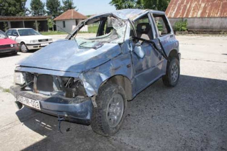 Jedna osoba poginula, sedam povrijeđeno