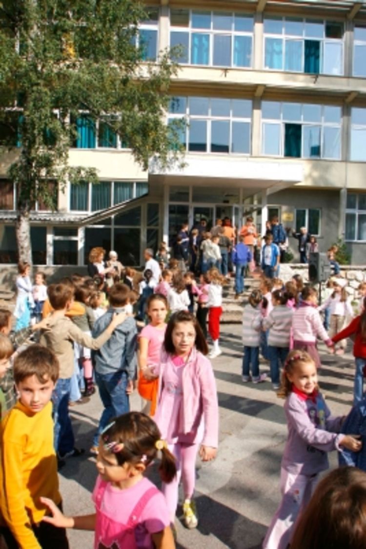 Nastavu će držati i učitelji i nastavnici