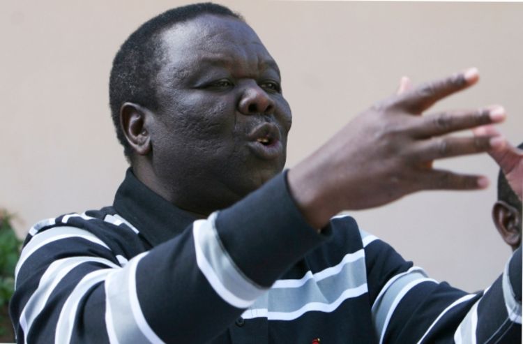 Cvangirai traži strane vojne snage
