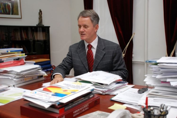 Stanić: Neujednačene plate najveći problem
