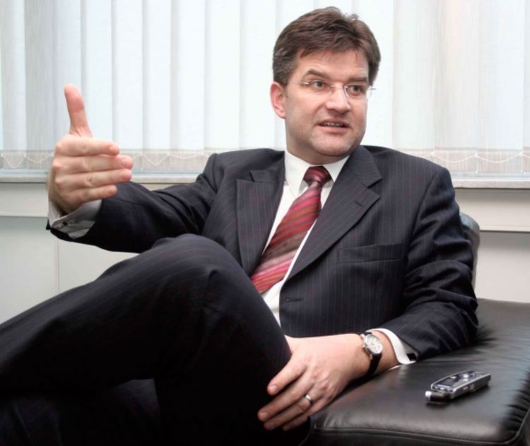 Lajčak traži hitno rješenje za imovinu