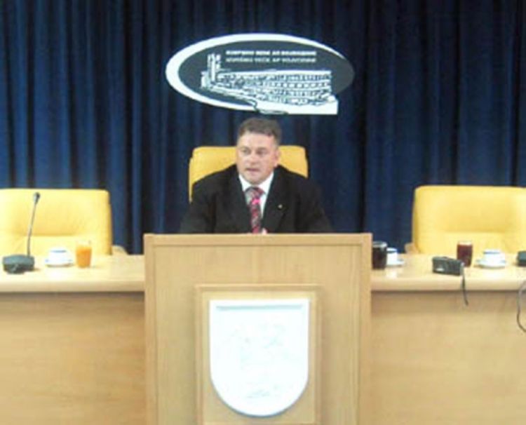 Novi predsjednik Šandor Egereši