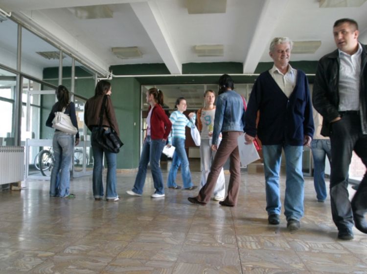 Ekspertima zatvorena vrata javnih institucija