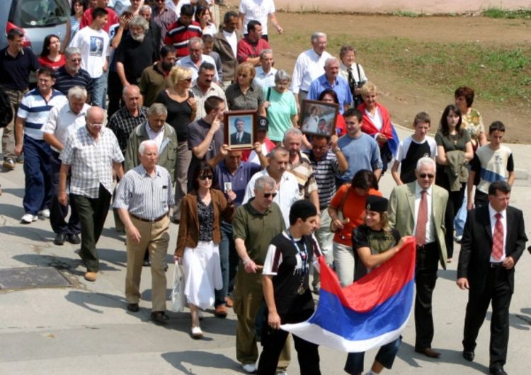 Protesti zbog hapšenja Karadžića