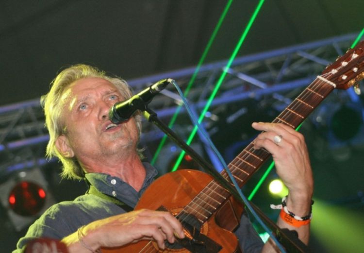 Sat i po muzičkog šoua