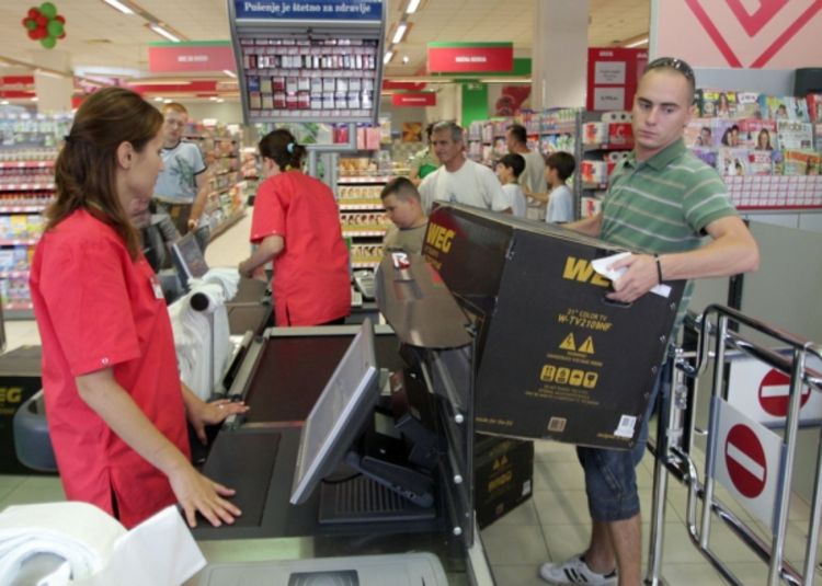 Otvoren prviMaxi market