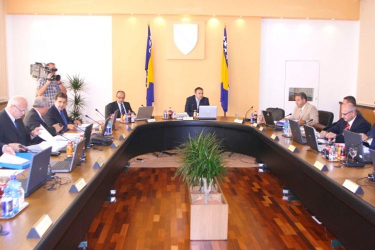 Prekršili zakon zbog stranačkog dogovora