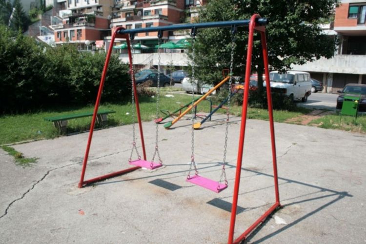 Obnovljeno igralište u naselju Ciglane