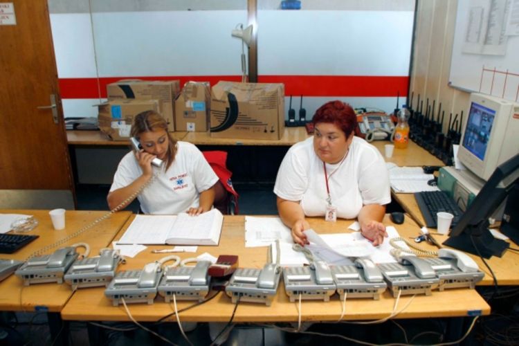 Lažne dojave usijale telefone
