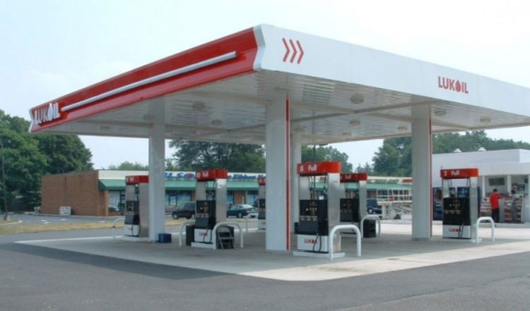 Lukoil kupuje pumpe u Turskoj
