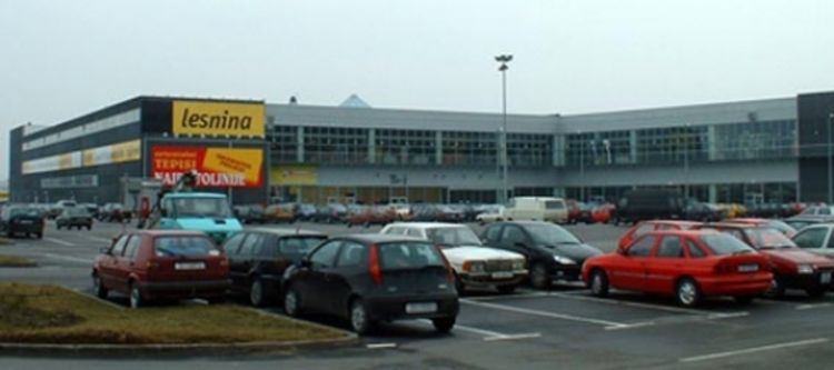 Počelo preuzimanje Lesnine
