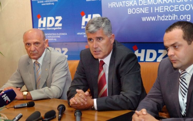 Čović i Tihić: Bošnjački učenici će dobiti svjedočanstva