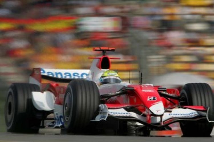 F1: Fetel najbrži, Hamilton kažnjen