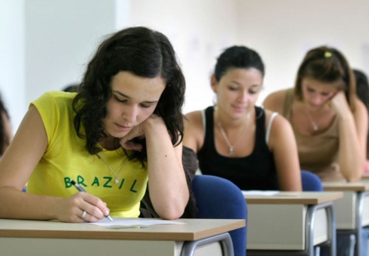 Standard studenata u FBiH još neriješen