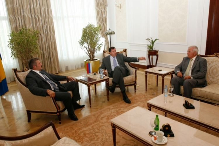 Dodik postao član Utemeljivača RS