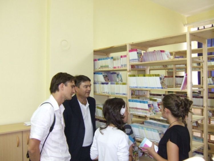 Biblioteka bogatija za 1.100 knjiga