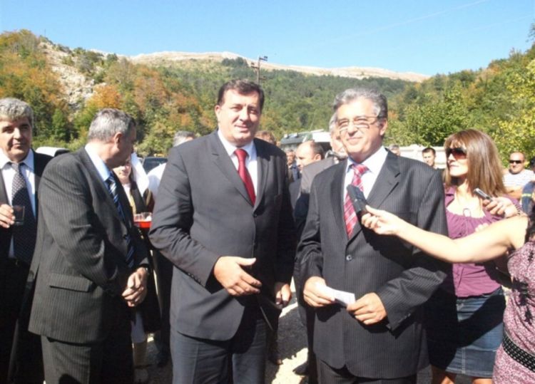 Trajno rješavanje klizišta Čemerno