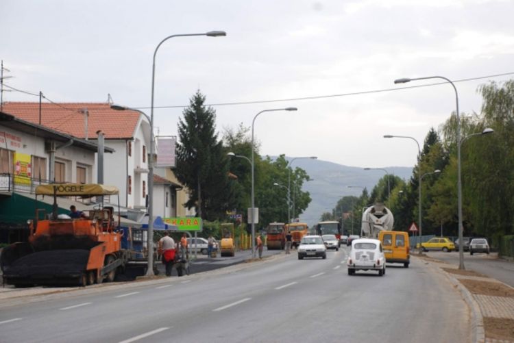 Završena rekonstrukcija trotoara i biciklističke staze