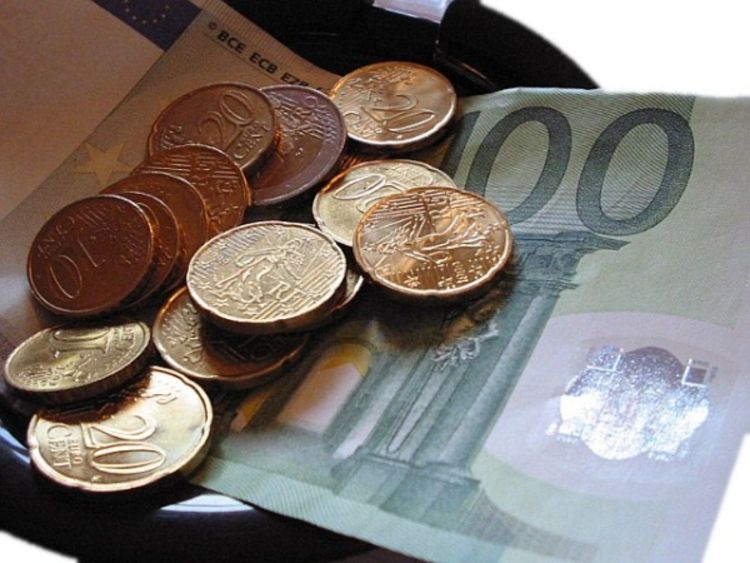 Trgovinski deficit 6,3 milijarde KM