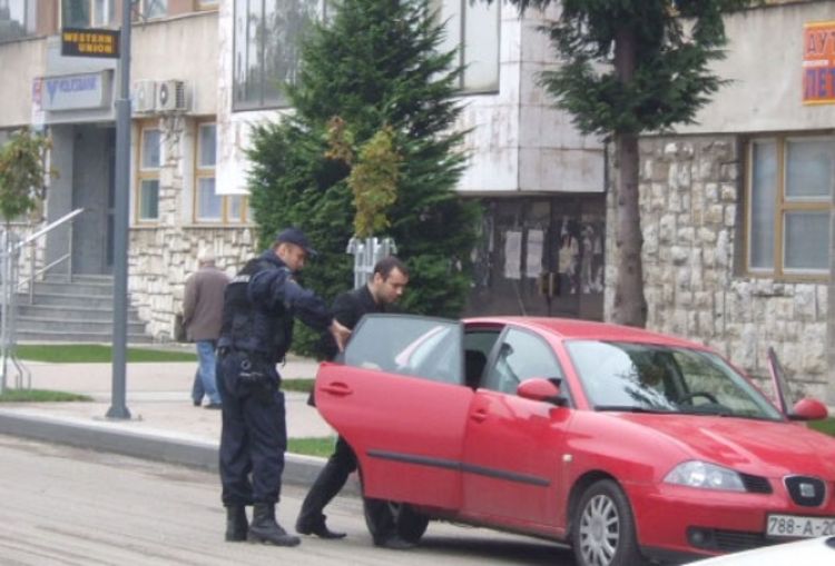 Dobili po 500 KM da nastave podmićivanje