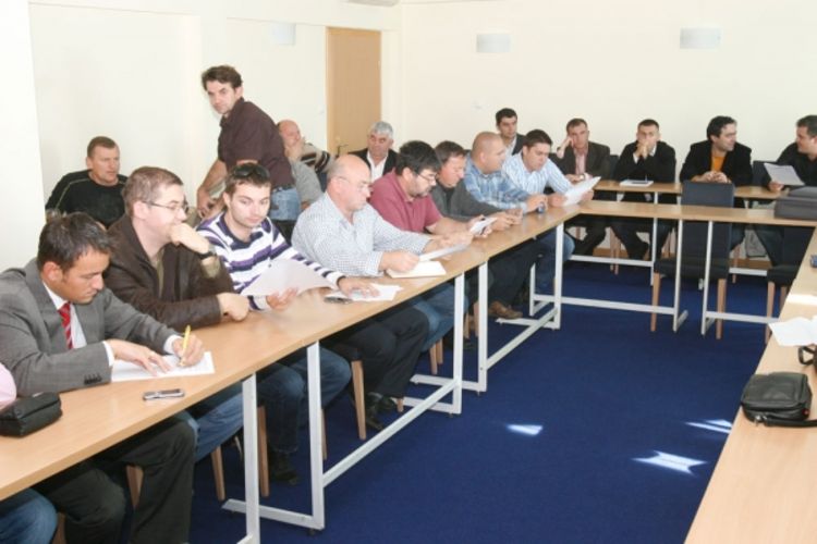Marža od osam odsto odvešće nas u kolaps