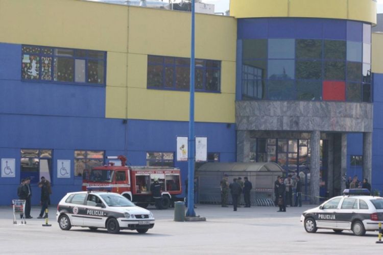 Eksplodirala bomba u FIS-u