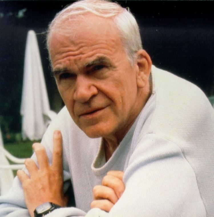 Kundera cinkario totalitarnoj policiji