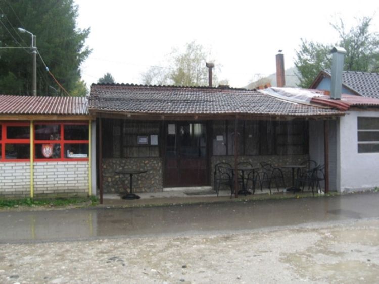Ubijen mladić kafanskoj svađi