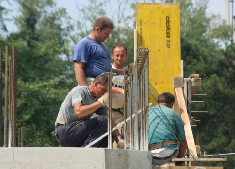 Nesiguran posao ima oko 200.000 radnika