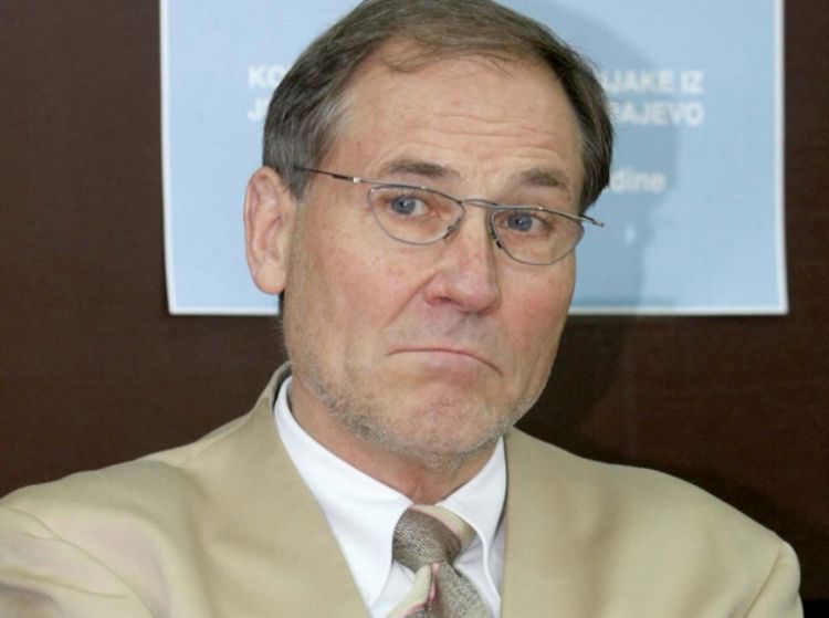 Kifer: Srednje obrazovanje treba da bude obavezno