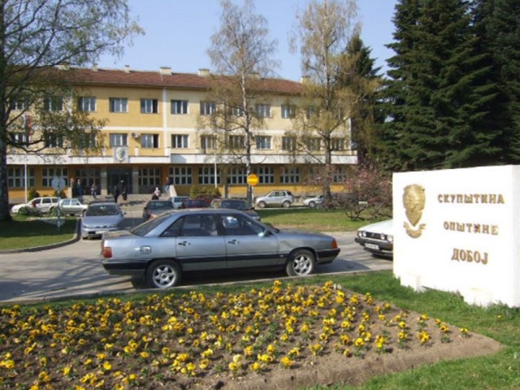 Opština Doboj dužna svima 