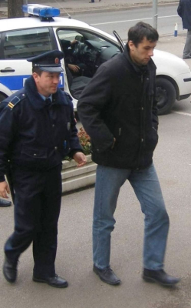 Pljačkašu pumpe produžen pritvor