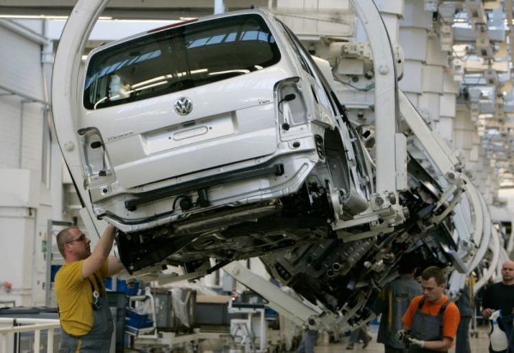 Auto-industriji 40 milijardi evra