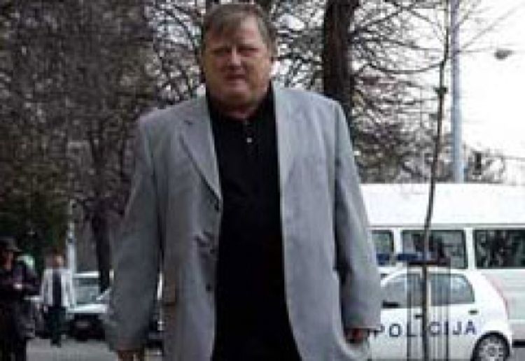 Koštunica tražio da vojska upadne kod Đinđića 
