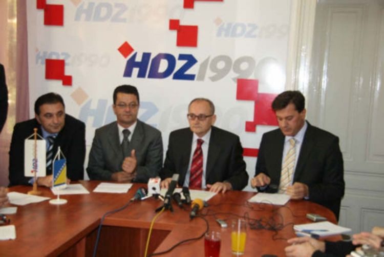 Ljubić podnosi ostavku na ministarsku funkciju