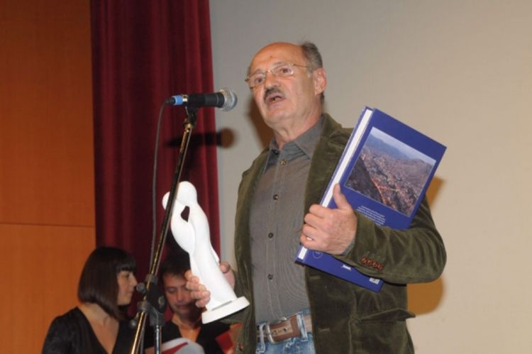 Mustafa Nadarević: Nisam samo ubica, nego znam i nasmijavati ljude