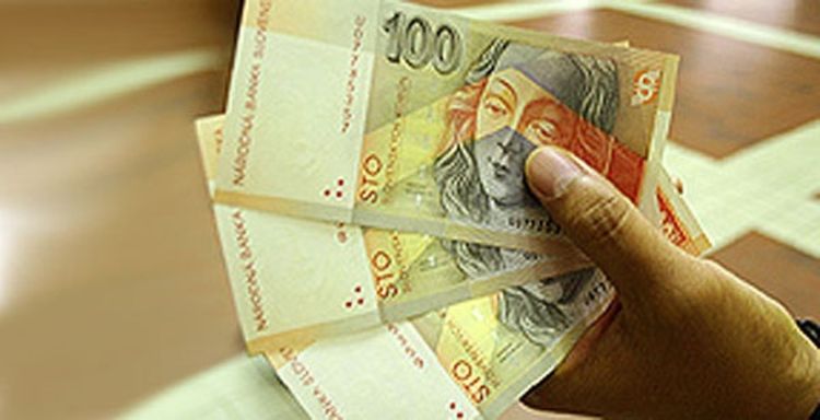 Uvođenje evra izvlači novac iz slamarica