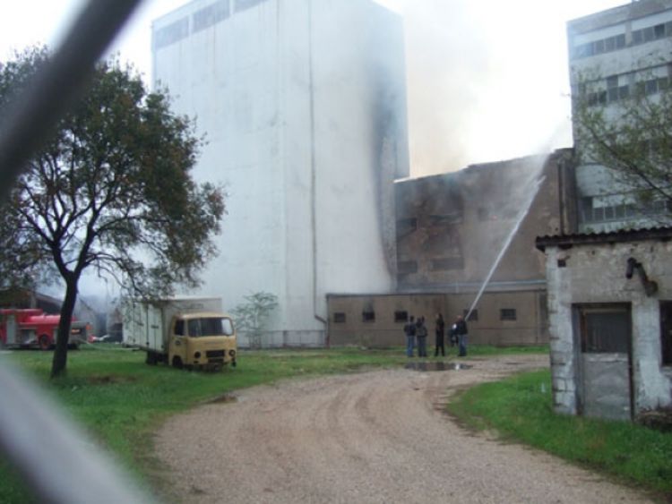 Izgorjela Žitoprometova zgrada