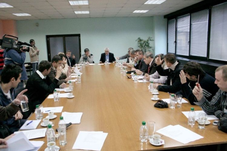 Žiri danas počinje da radi 