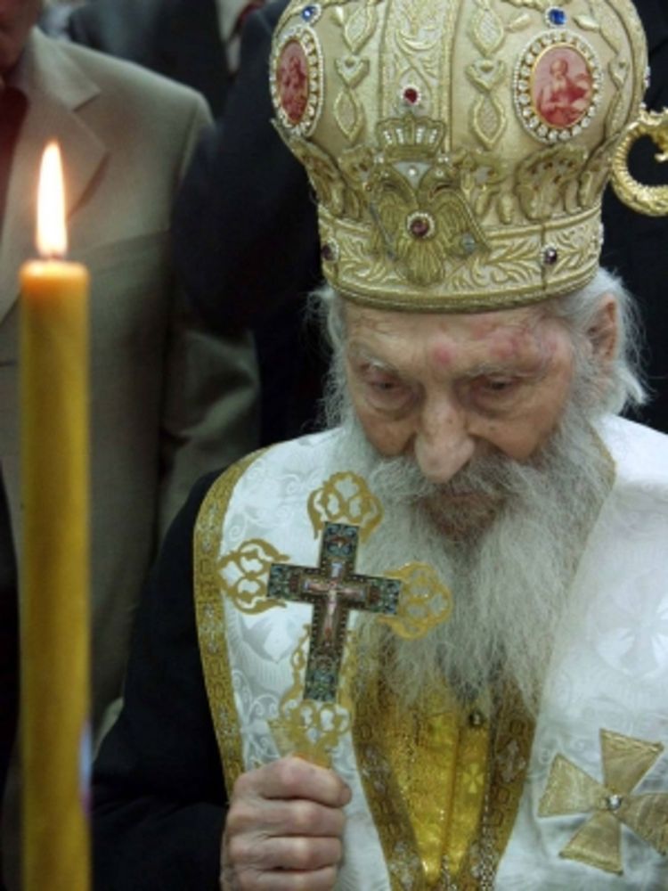 Patrijarh Pavle prihvatio da ostane na čelu SPC-a