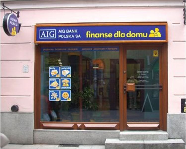 AIG prodaje banku u Poljskoj