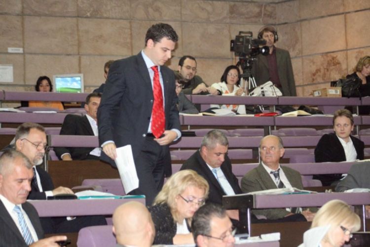 Oboren zakon o reviziji privatizacije