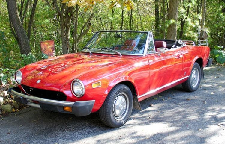 FIAT 124 spajder kabriolet koji je osvojio svijet