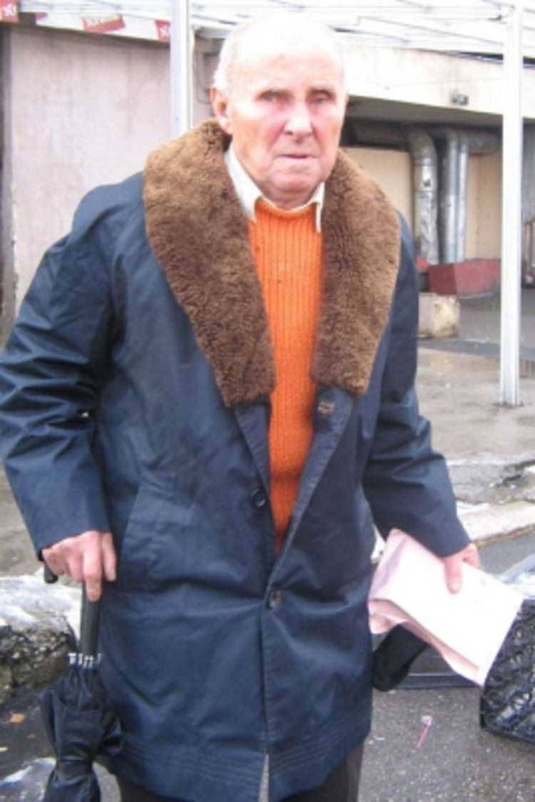 Živi bez struje četiri godine