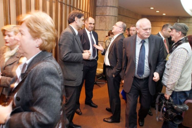 Funkcionerima u FBiH i do dva puta veće plate