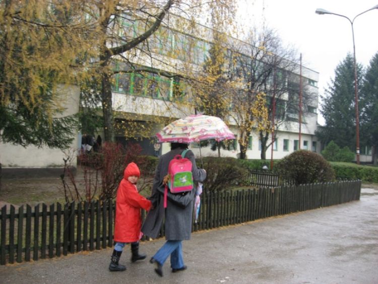 Djevojčicu pretukla tri dječaka 