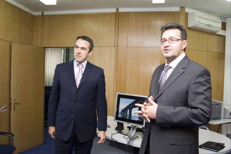 Jeftiniji krediti za građane i privredu