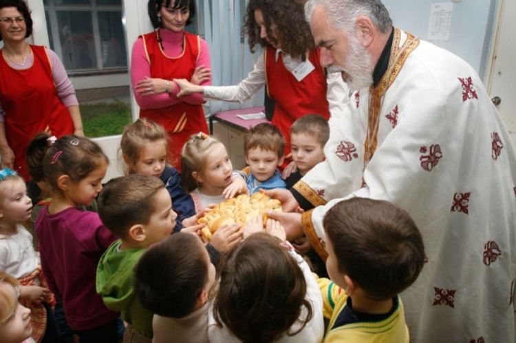 Mališani proslavili Nikoljdan