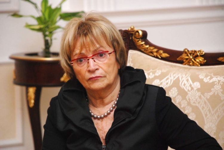 Doris Pak: Razgovorom do pomirenja